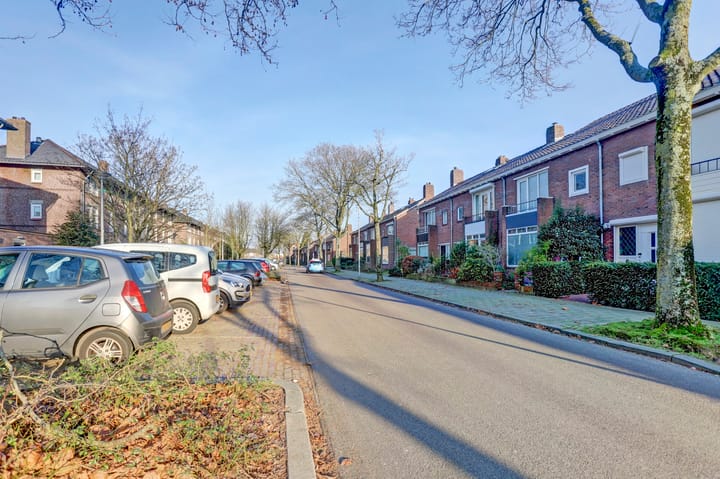 Photo 25 of Joubertstraat 124