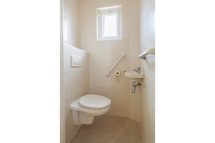 Foto 12 van Stokkumerweg 27