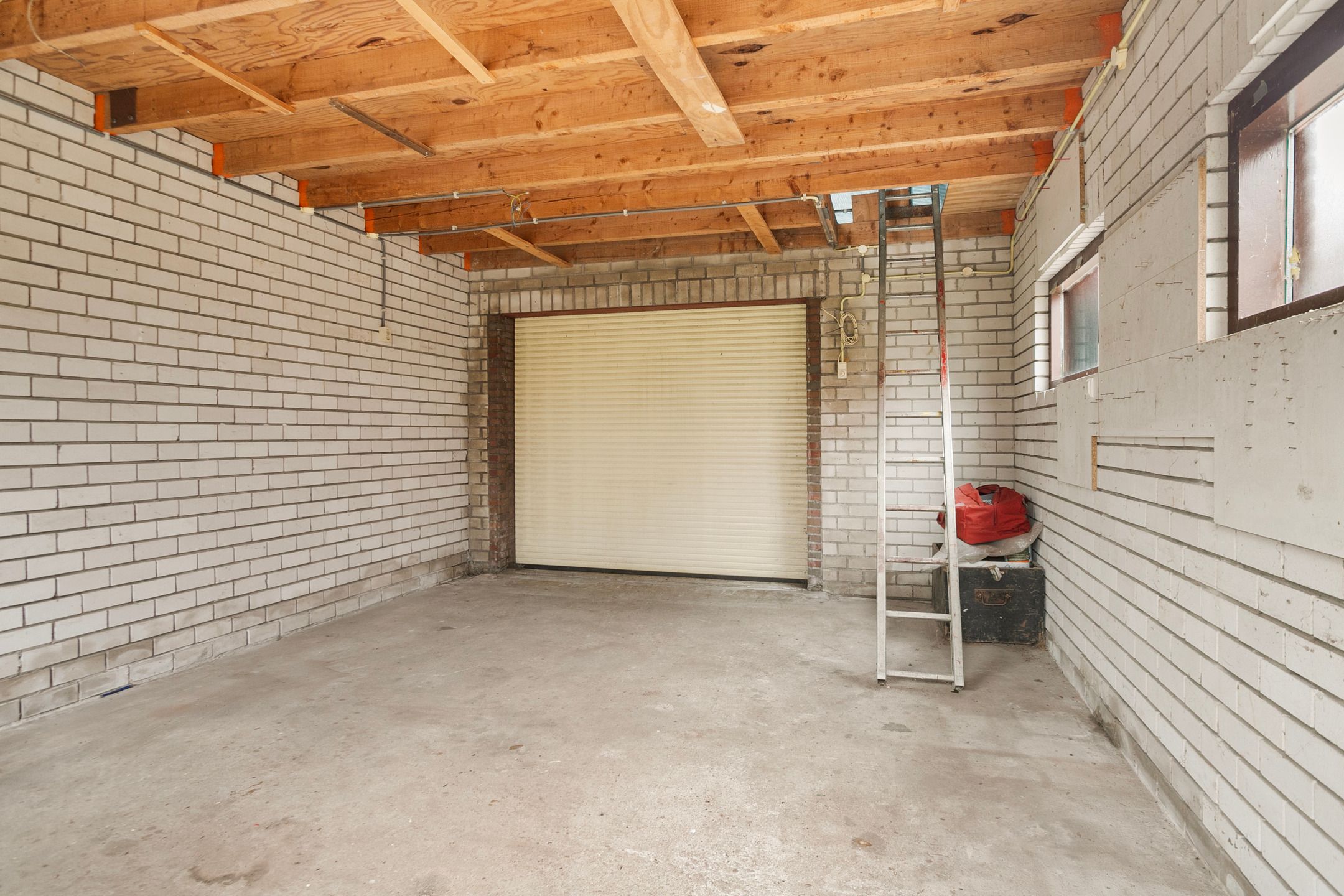 Photo 42 of Kanaalzicht 32