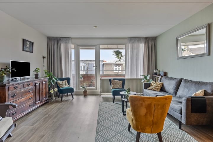 Foto 3 van Raadhuisplein 63