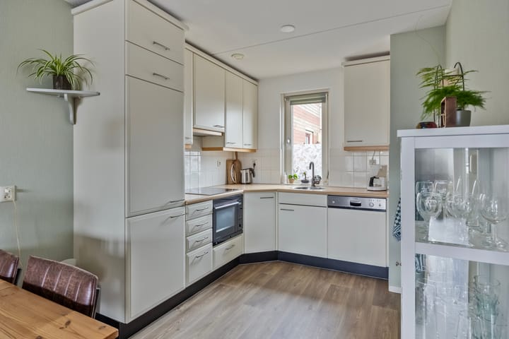 Foto 4 van Raadhuisplein 63