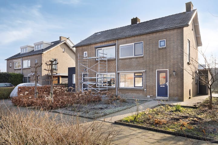 Foto 2 van Esdoornlaan 15