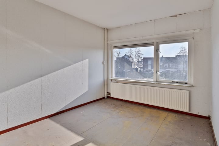 Foto 17 van Esdoornlaan 15