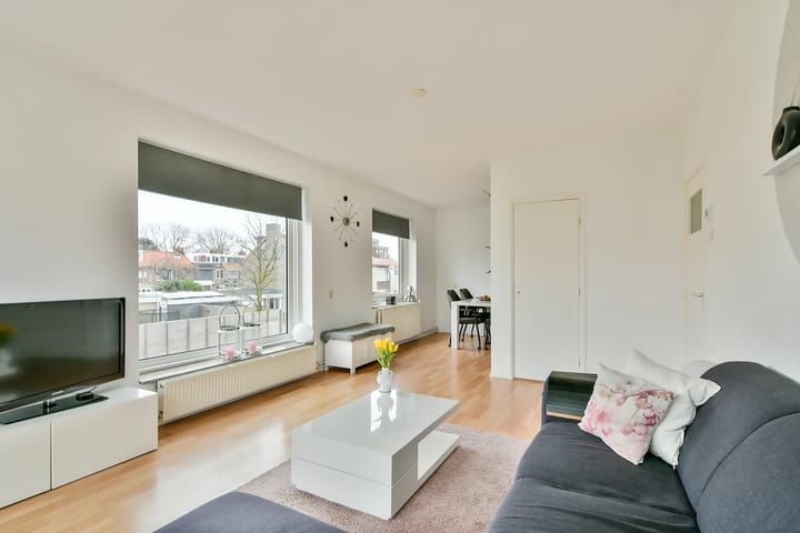 Foto 14 van Wogmeerstraat 12