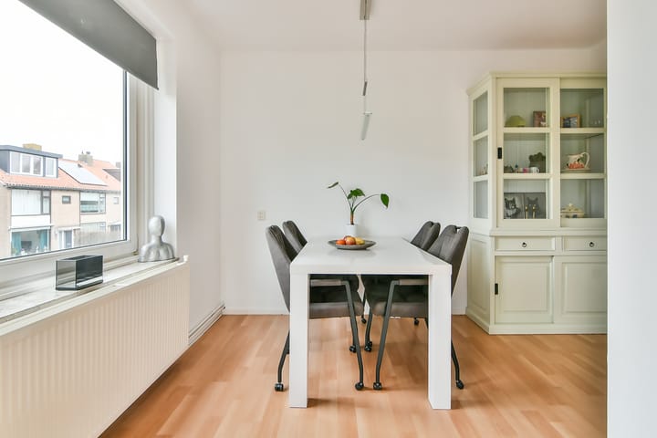 Foto 15 van Wogmeerstraat 12