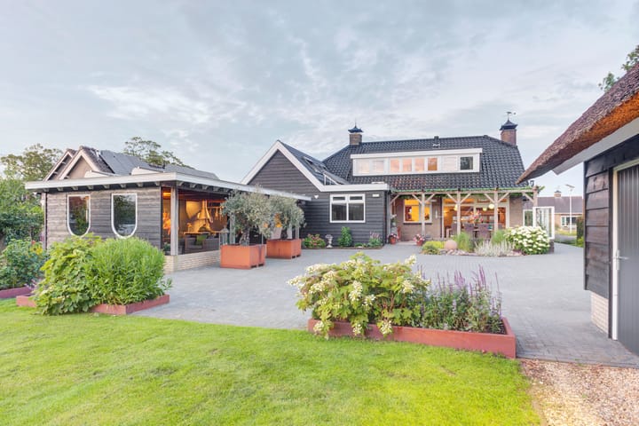 Foto 12 van Bloemendaalseweg 11-A