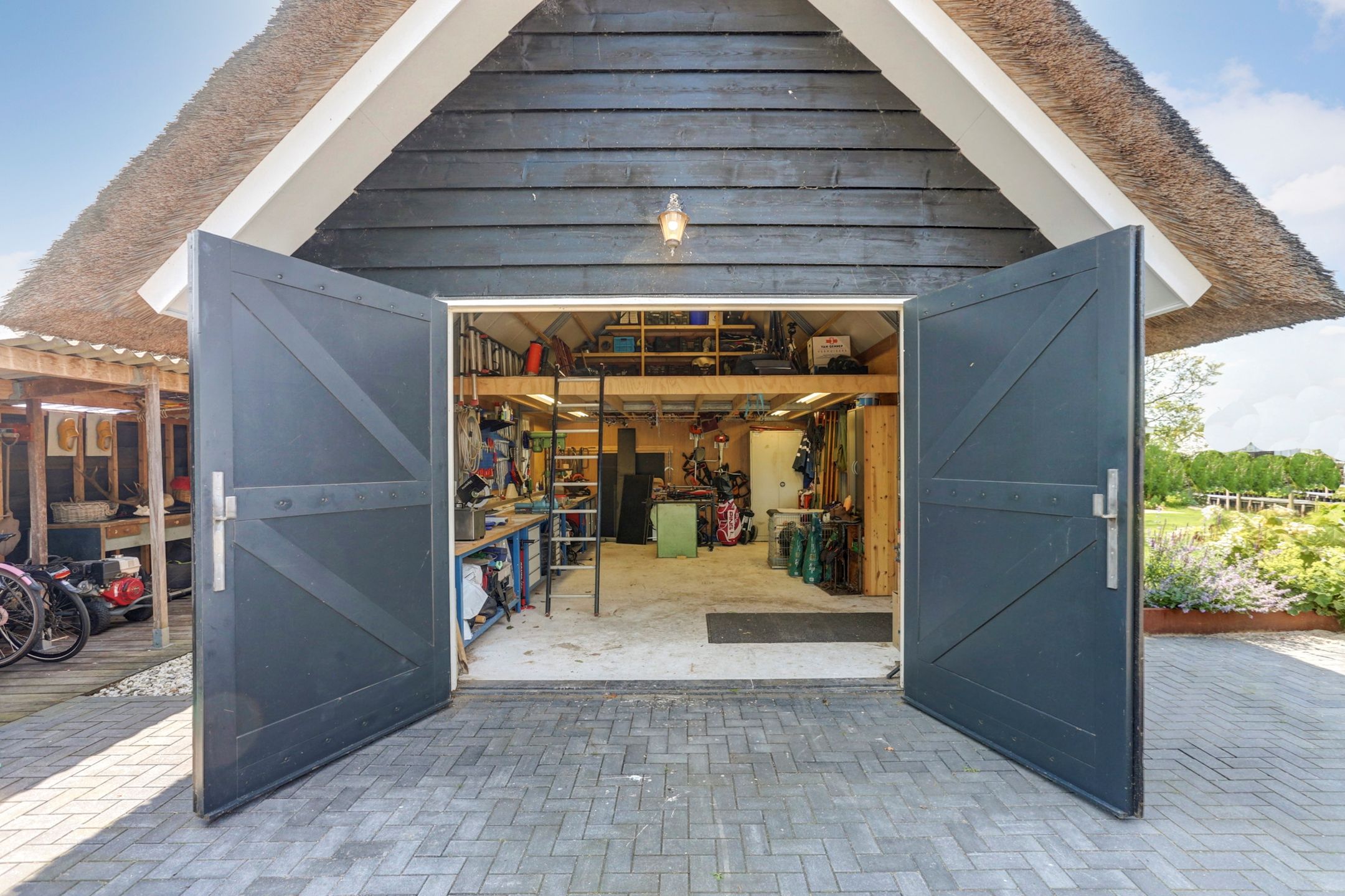 Foto 15 van Bloemendaalseweg 11-A