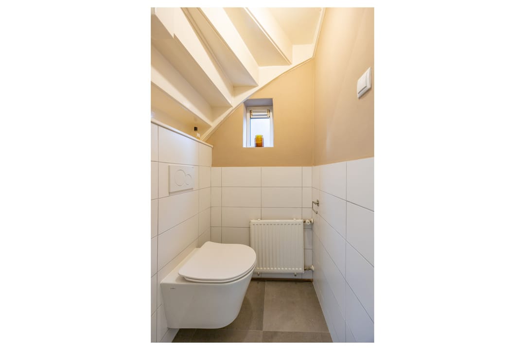 Foto 17 van Jan van Galenstraat 5