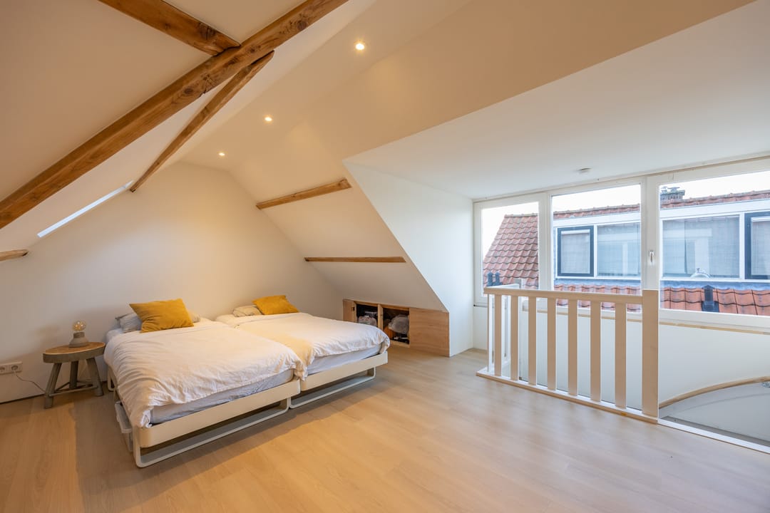 Foto 32 van Jan van Galenstraat 5