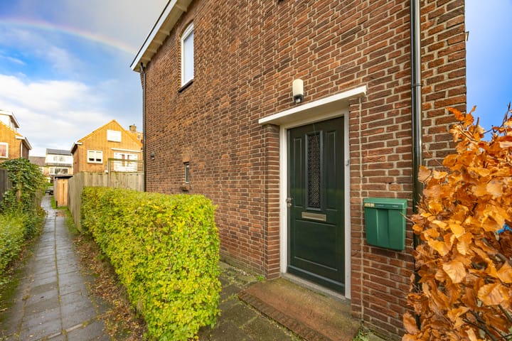 Foto 36 van Jan van Galenstraat 5