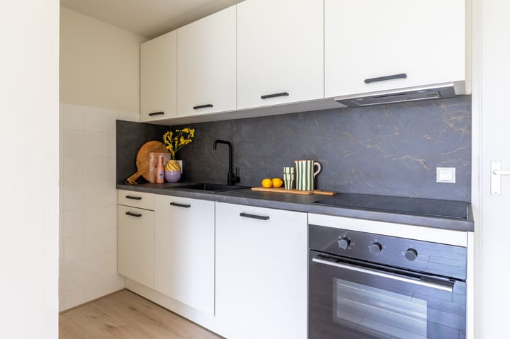 Photo 2 of Koningin Wilhelminalaan 4-017