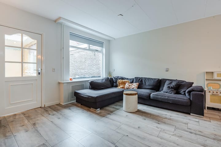 Foto 10 van Julianastraat 28