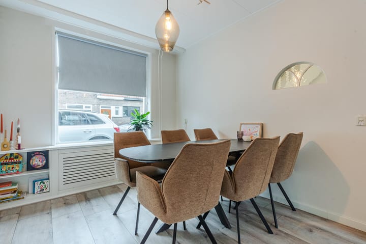 Foto 12 van Julianastraat 28