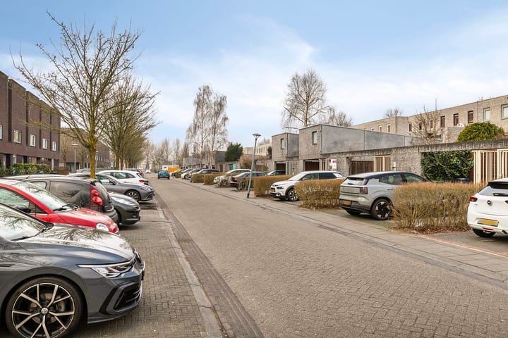 Foto 37 van Cézannestraat 131