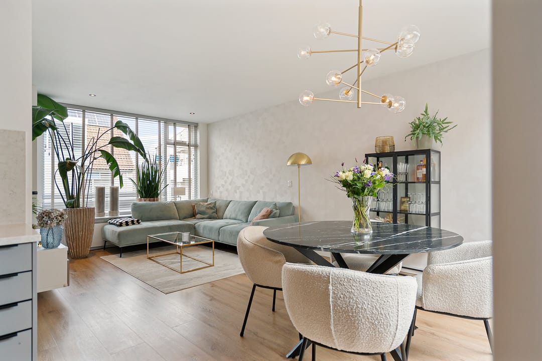 Photo 2 of Abraham van Royenstraat 7