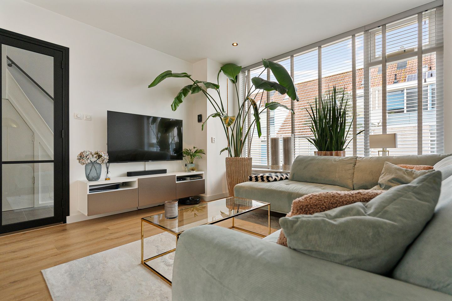 Photo 5 of Abraham van Royenstraat 7