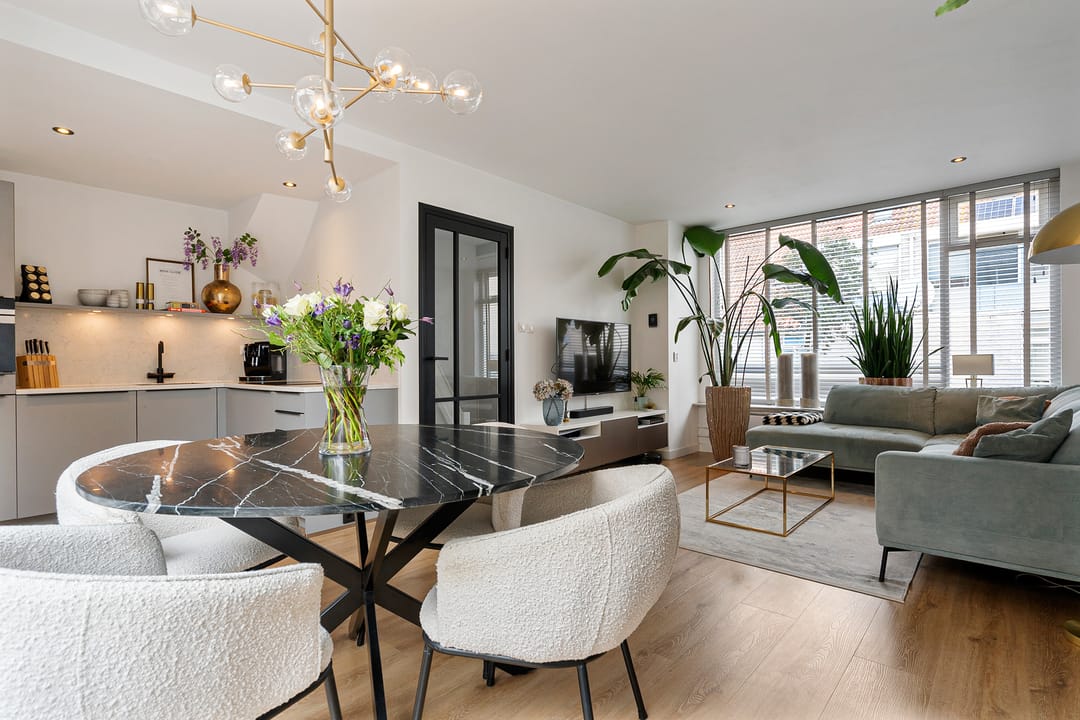 Photo 8 of Abraham van Royenstraat 7