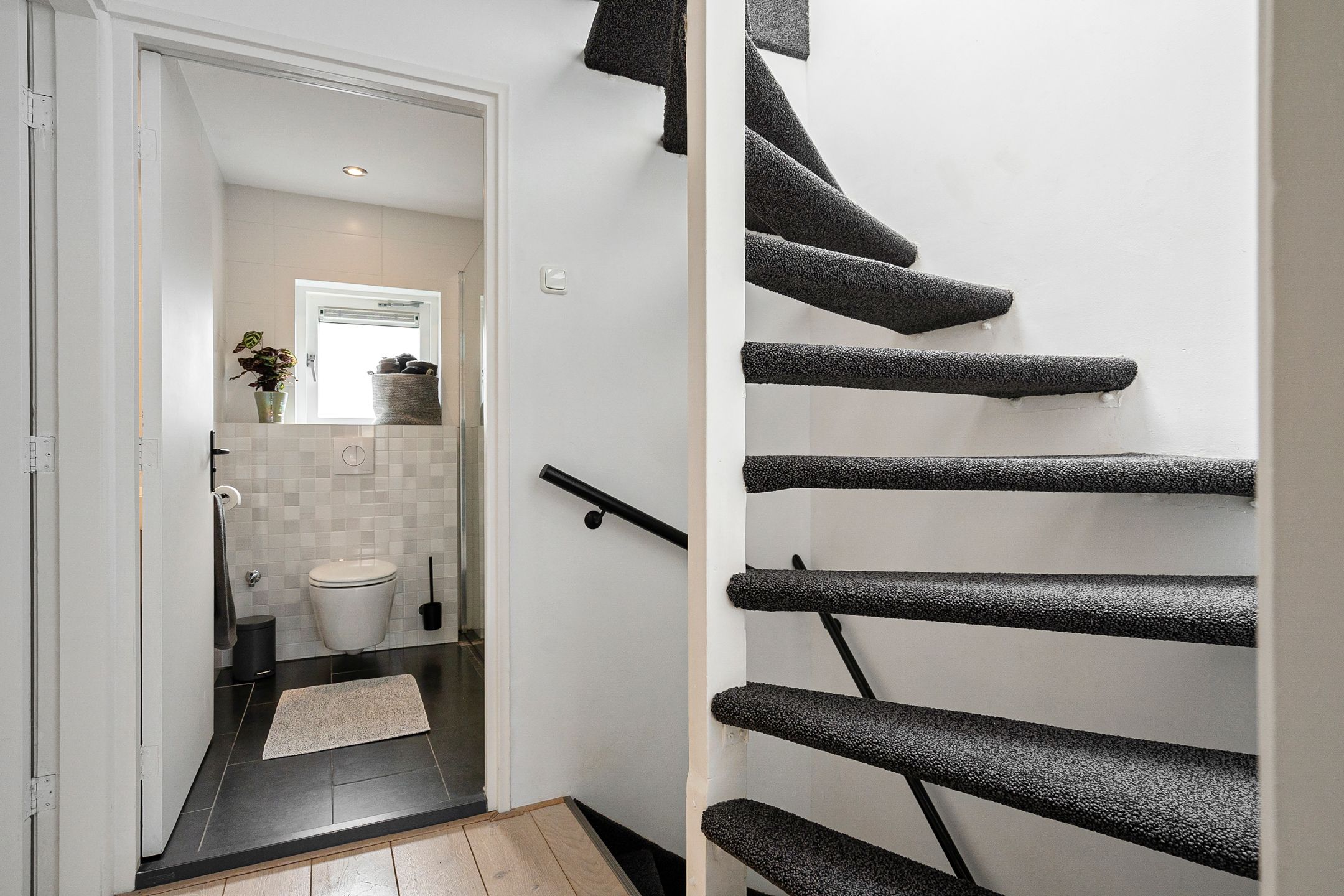 Photo 18 of Abraham van Royenstraat 7