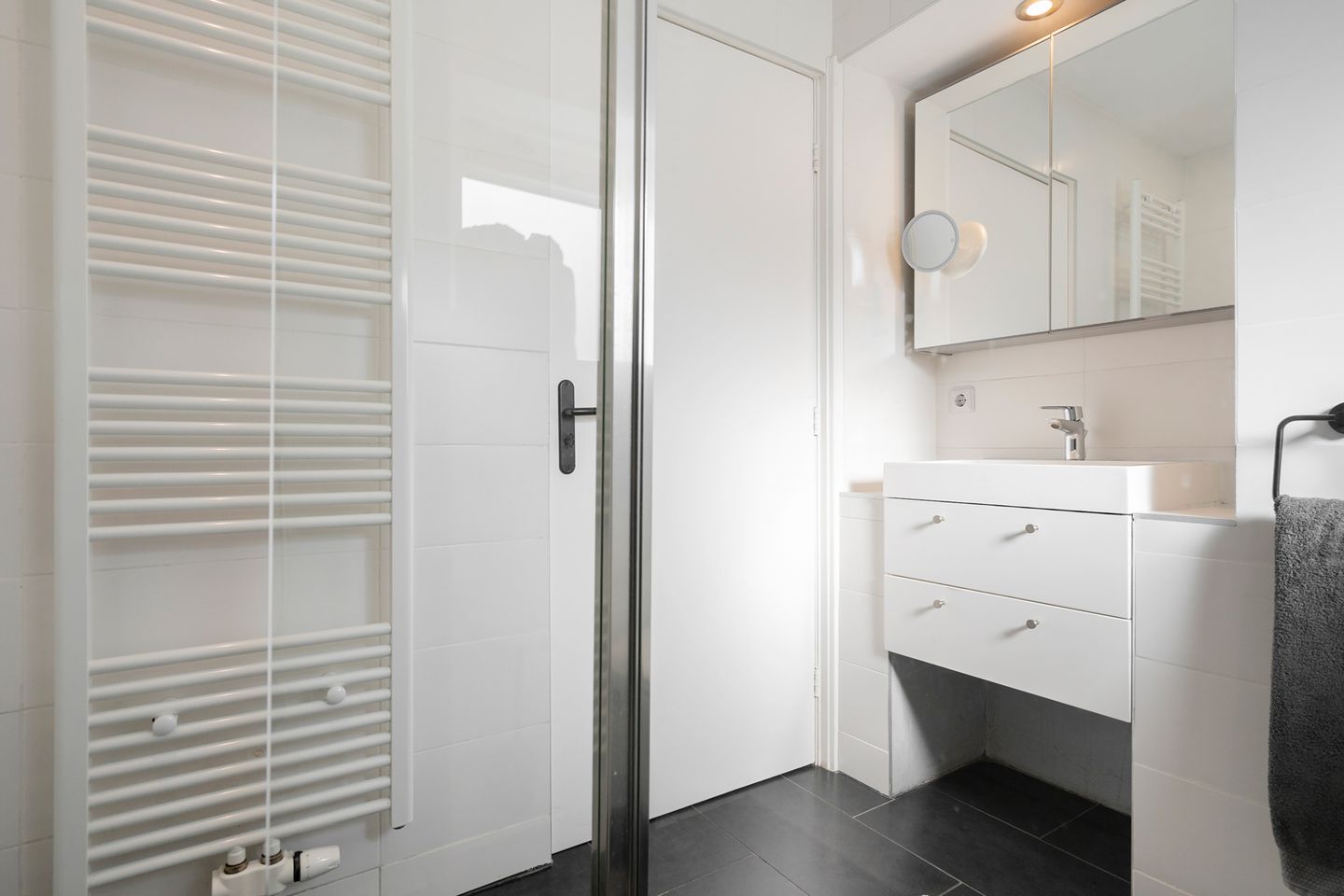 Photo 20 of Abraham van Royenstraat 7