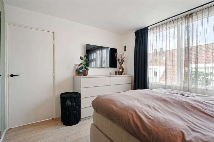 Foto 24 van Abraham van Royenstraat 7