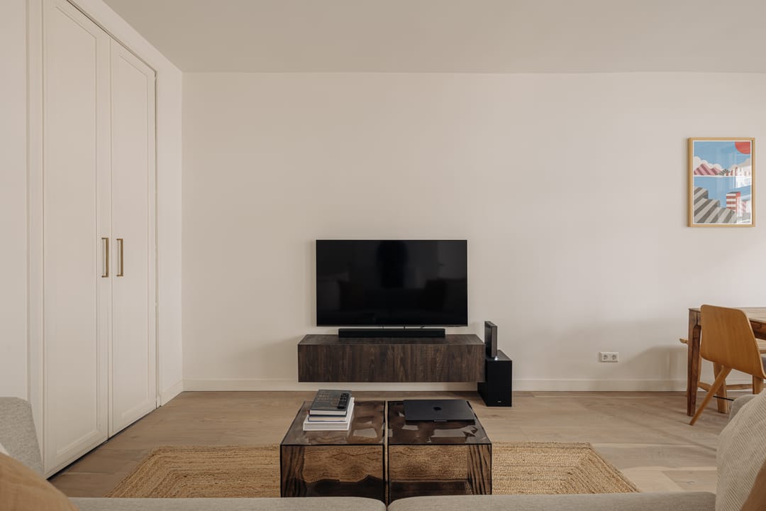 Photo 7 of Van Oldenbarneveldtstraat 57-1