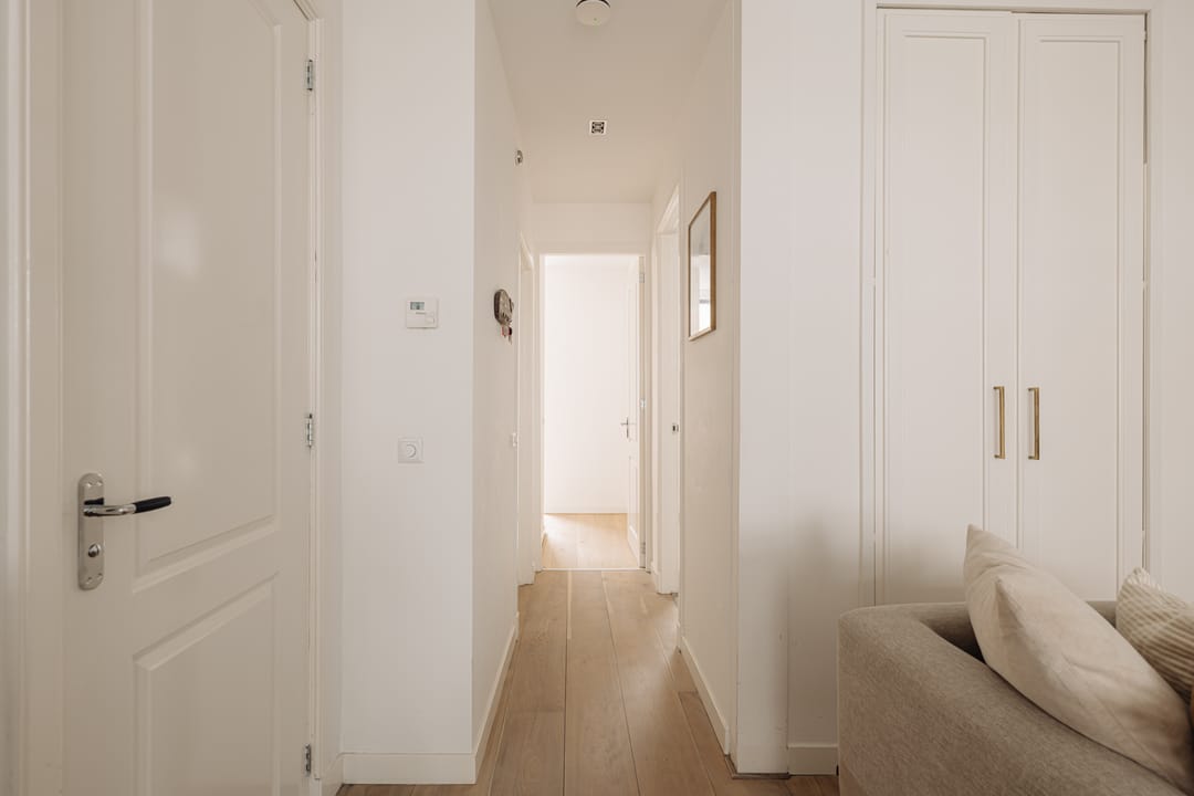 Photo 8 of Van Oldenbarneveldtstraat 57-1