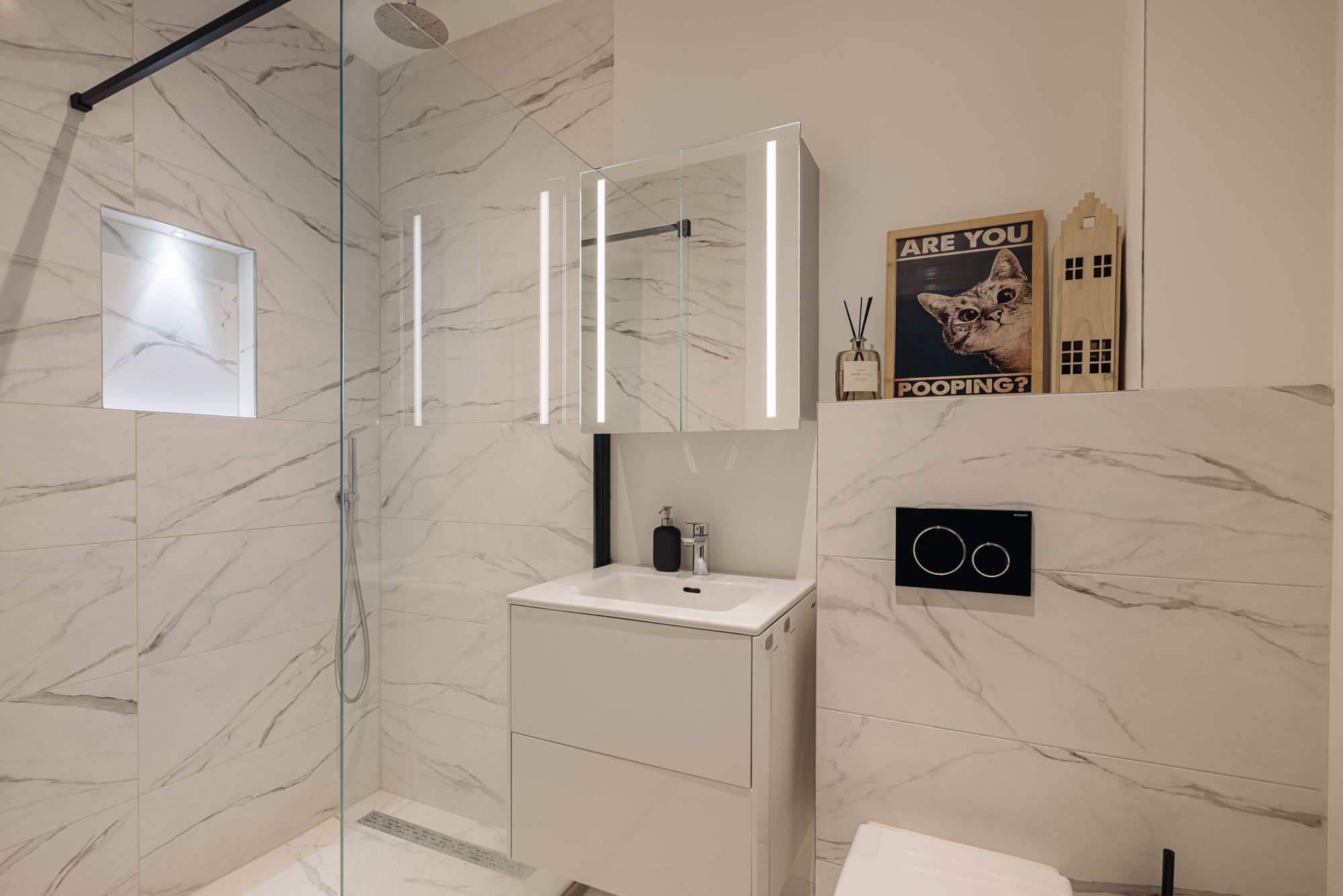 Photo 9 of Van Oldenbarneveldtstraat 57-1