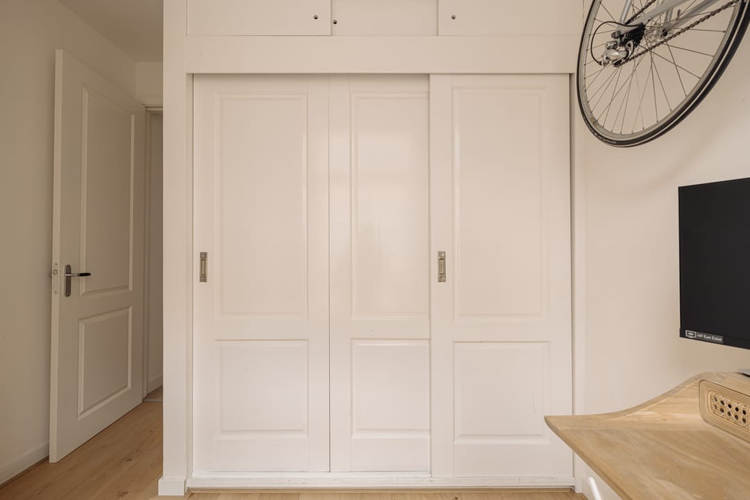 Photo 17 of Van Oldenbarneveldtstraat 57-1