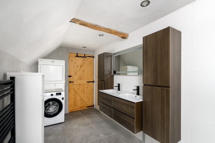 Foto 26 van Master Iniawei 9