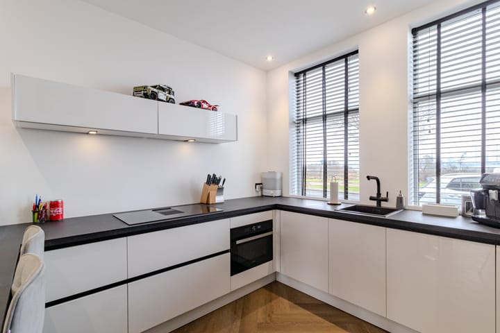 Foto 6 van IJmuiderstraatweg 97