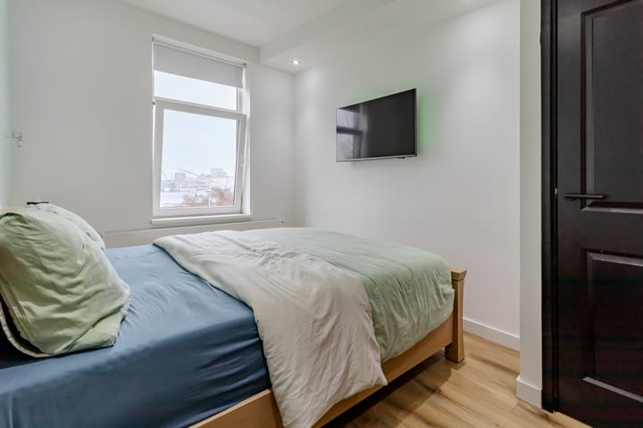 Foto 20 van IJmuiderstraatweg 97