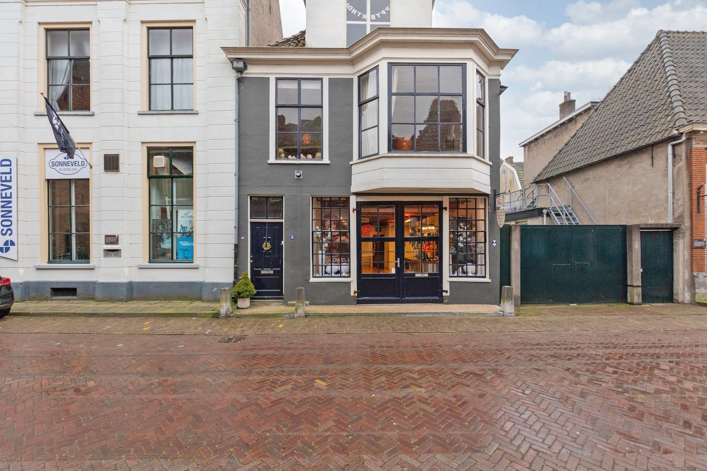 Bekijk foto 1 van Gasthuisstraat 18