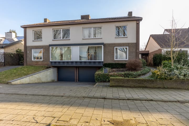 Foto 1 van Heerlenerweg 14