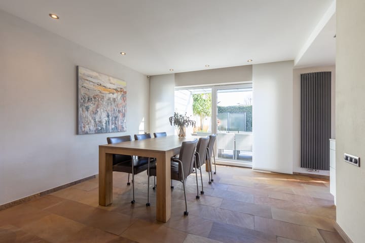 Foto 13 van Heerlenerweg 14