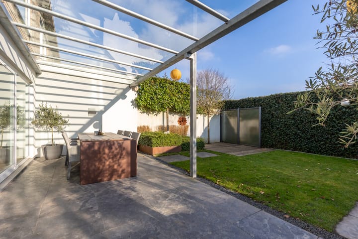 Foto 24 van Heerlenerweg 14