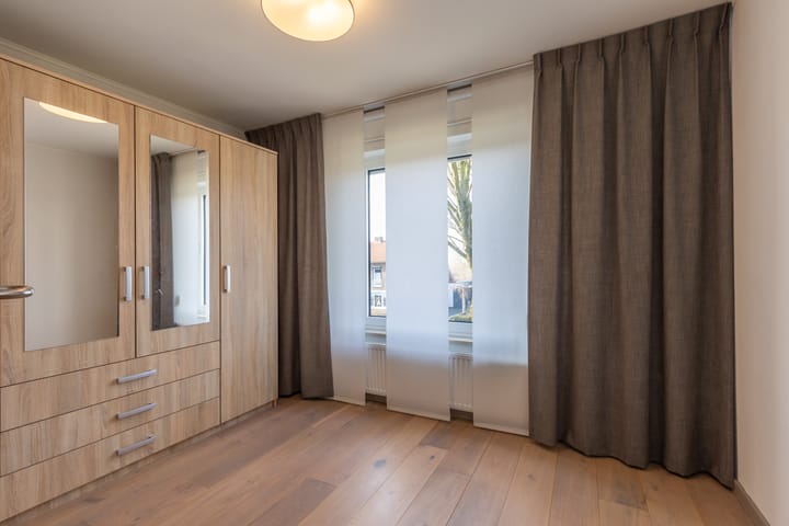 Foto 31 van Heerlenerweg 14