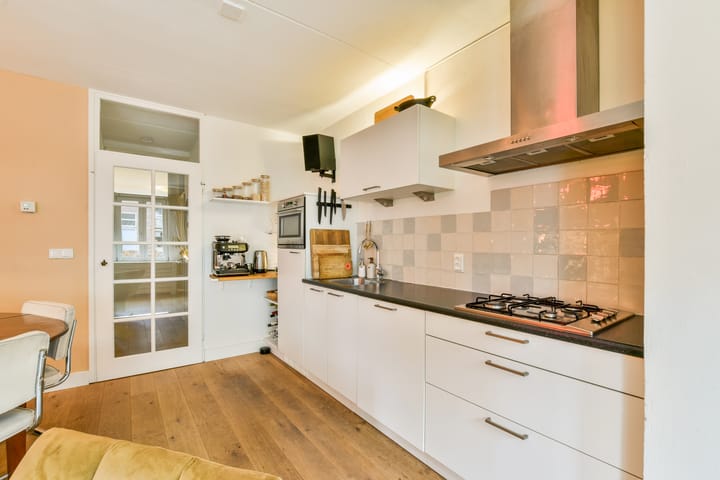 Foto 11 van Molukkenstraat 437