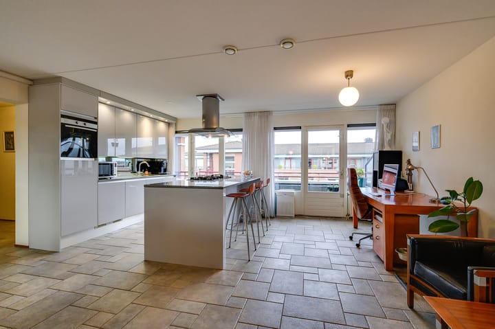 Foto 15 van Lindehof 96