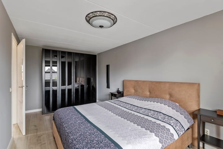 Photo 21 of De Laren 5