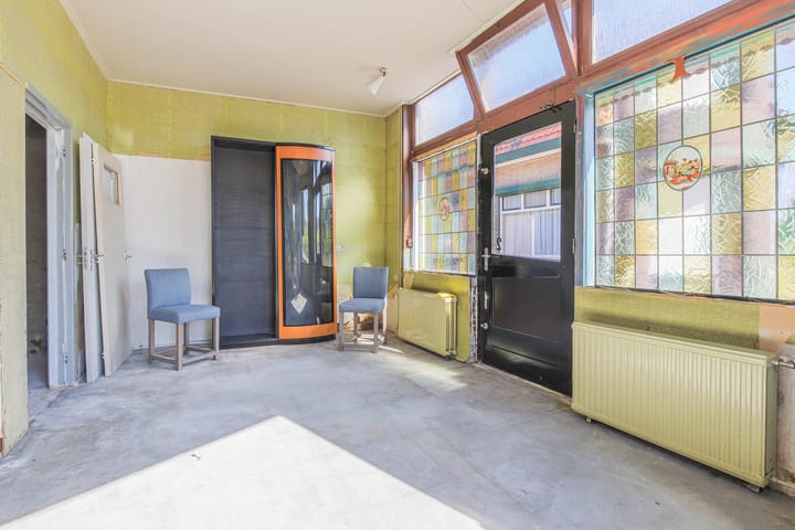 Photo 4 of Kanaalstraat 2