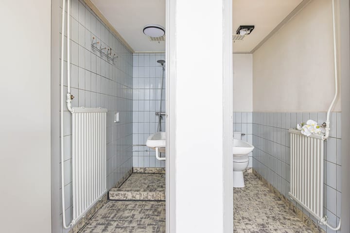 Photo 17 of Kanaalstraat 2