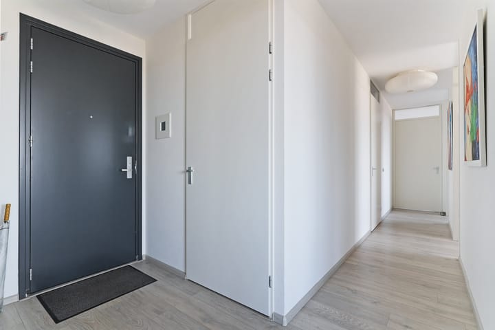 Foto 3 van Antoni Gaudipark 132