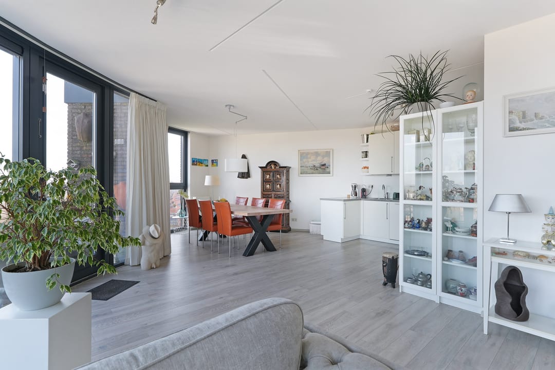 Foto 7 van Antoni Gaudipark 132