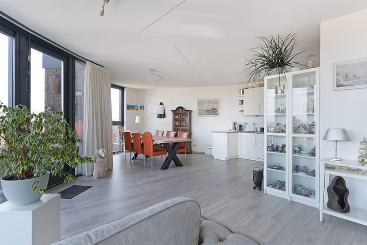 Photo 7 of Antoni Gaudipark 132