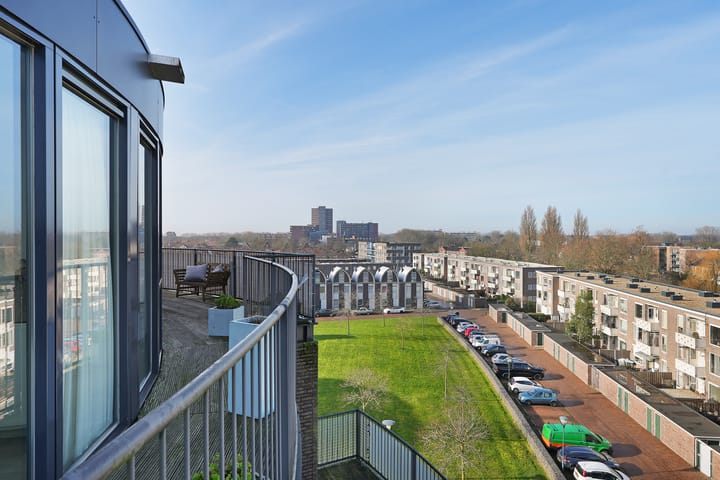 Photo 14 of Antoni Gaudipark 132