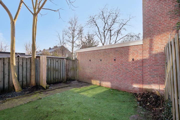 Foto 24 van Kloostertuin 40