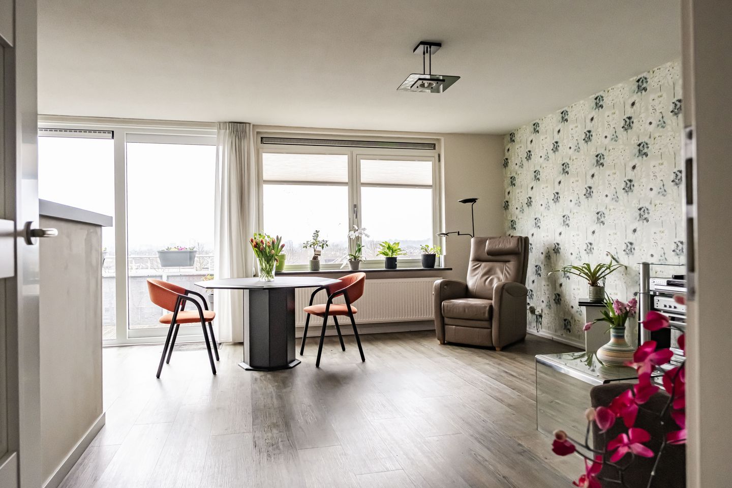 Foto 1 van Maan Bastion 260