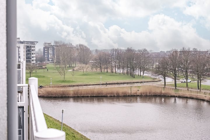 Foto 9 van Maan Bastion 260