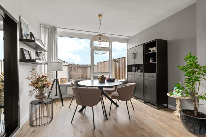 Foto 6 van Eduard van Beinumlaan 72