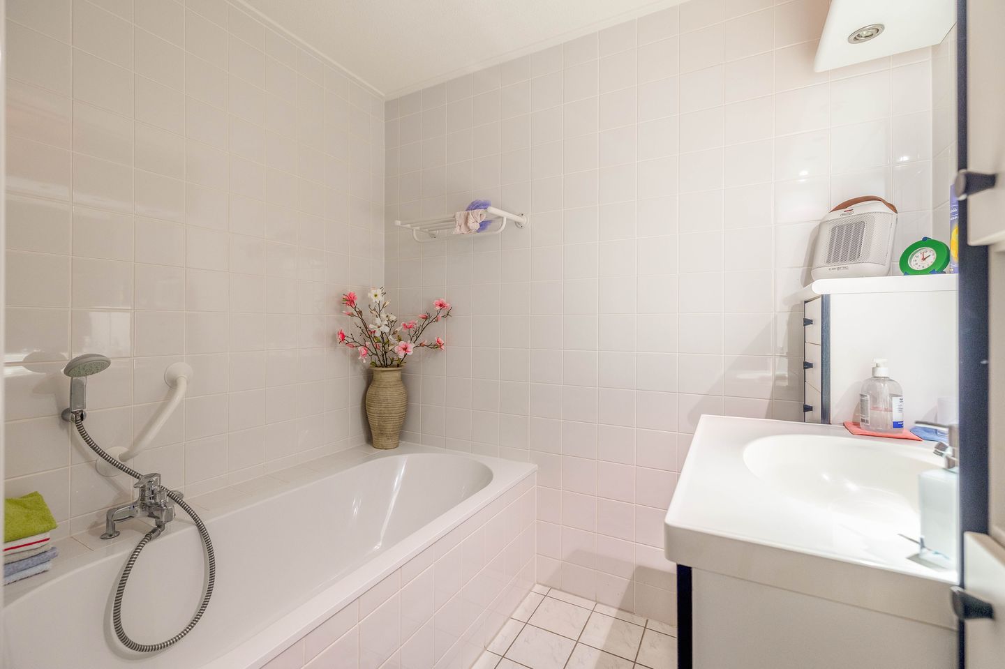 Foto 25 van Korenbloemweg 2-F